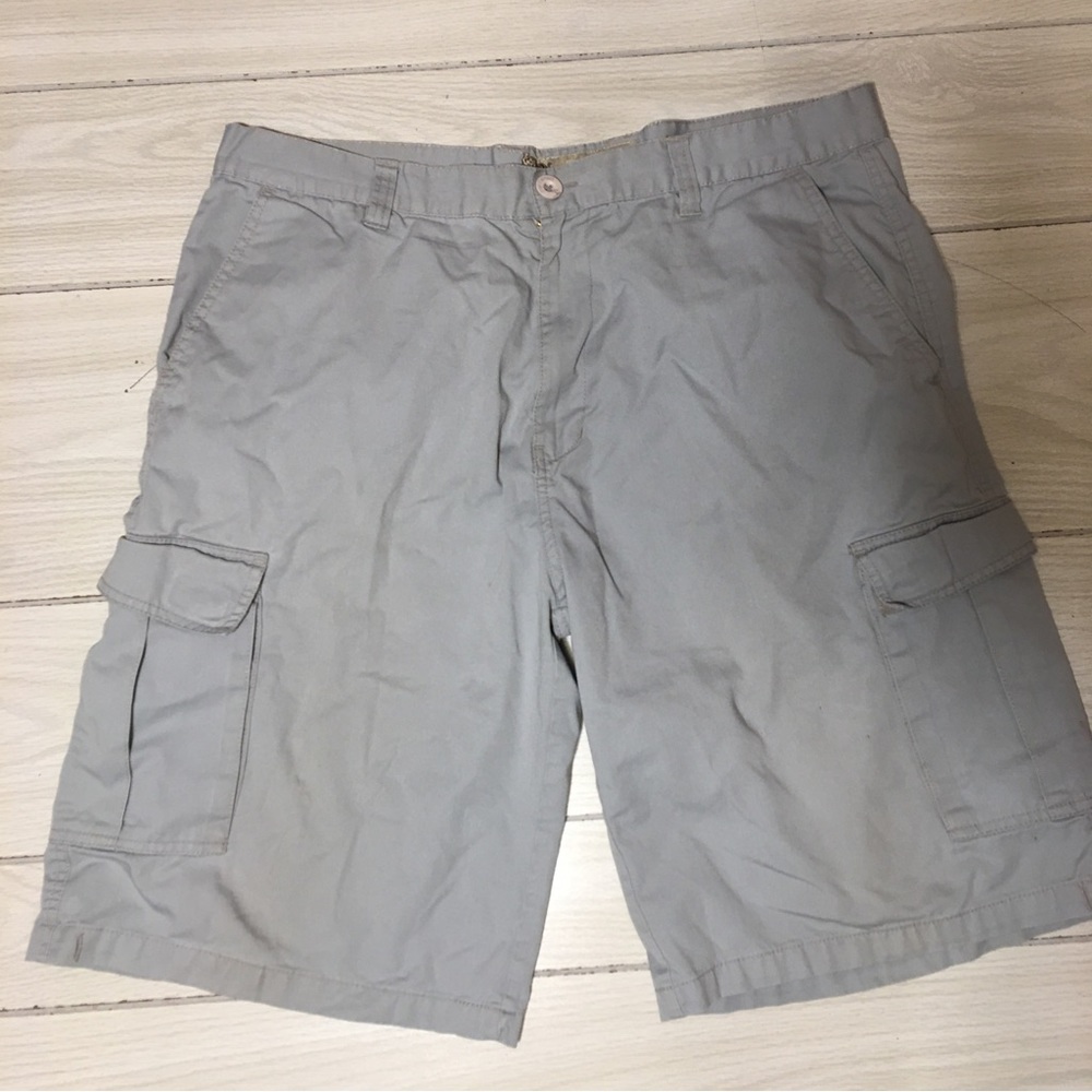 Five Elementz Cargo Shorts Mens 40 Gray Casual Flat Front Cotton.